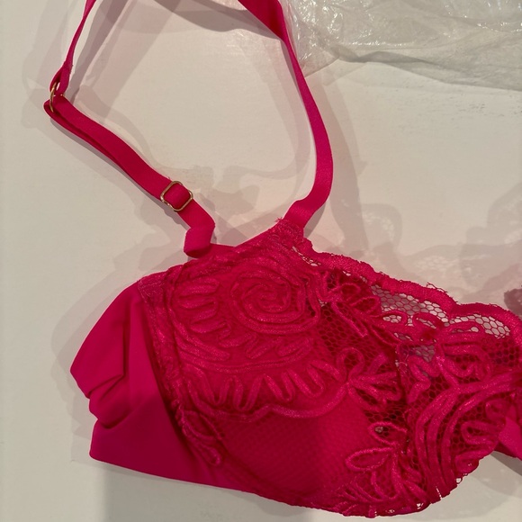 VINTAGE 2005 Victoria’s Secret Embroidered Unlined Demi Bra 36B NWOT Hot Pink - Picture 2 of 9